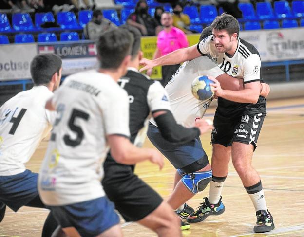 El CAB gana al UCAM (31-28) y se pone sexto