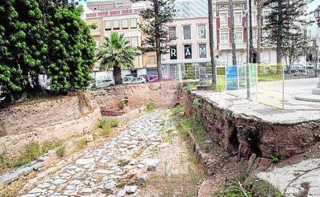 Tres cuartas partes del Lago de Cartagena serán peatonales hasta poder excavarlo