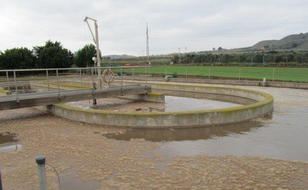 La nariz electrónica de un dron detecta los olores de una depuradora