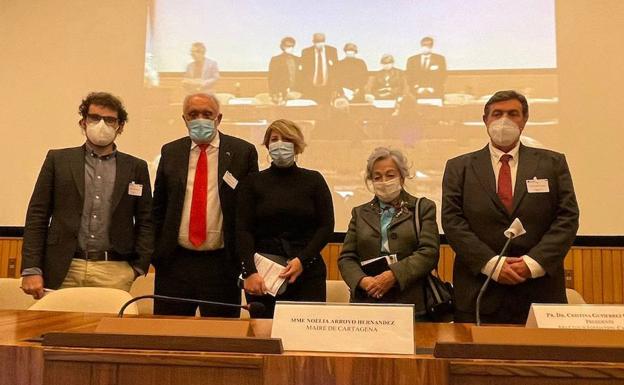 Noelia Arroyo defiende en París una ruta cultural del Mediterráneo liderada por Cartagena