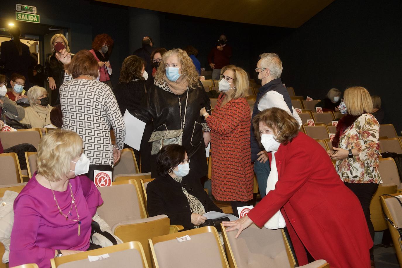 Juan José Pedreño agradece a los profesionales jubilados en 2020 y 2021 su labor en el área de salud I de la Arrixaca