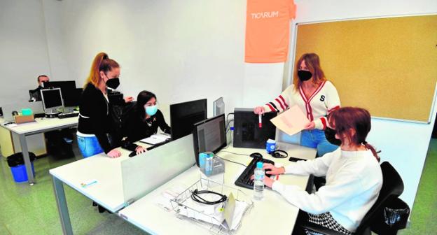El Centro de Iniciativas Municipales de Murcia acoge un vivero de empresas tecnológicas