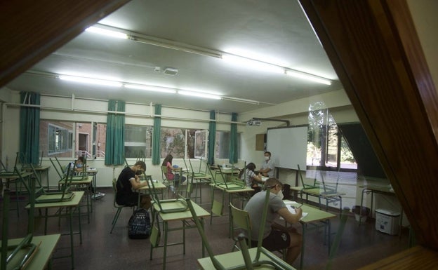 Los alumnos de primero de Bachillerato de la Región también tendrán la repesca en junio este curso