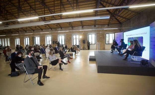 Isabel Franco clausura el encuentro de las entidades del Programa de Iniciativas Sociales de 'La Caixa'