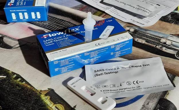 Decomisan una partida de test de antígenos en un supermercado de Cieza