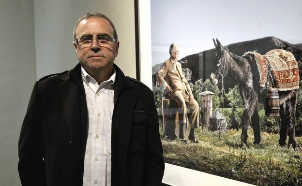 El fotoperiodista murciano Chema Conesa recibe la Medalla de Oro al Mérito en las Bellas Artes 2021