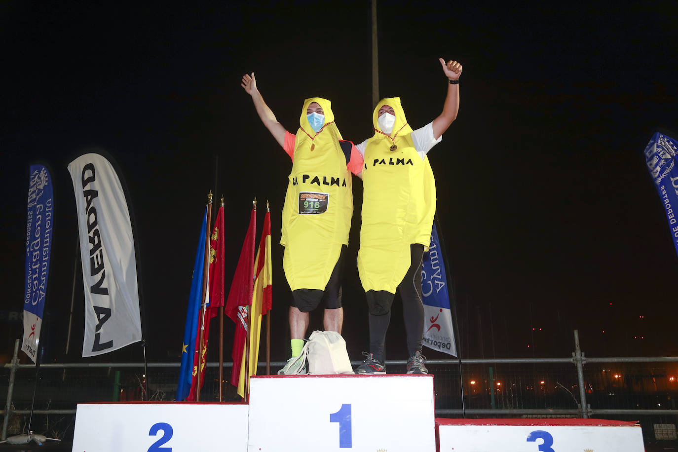 La celebración de los ganadores en la San Silvestre de Cartagena 2021