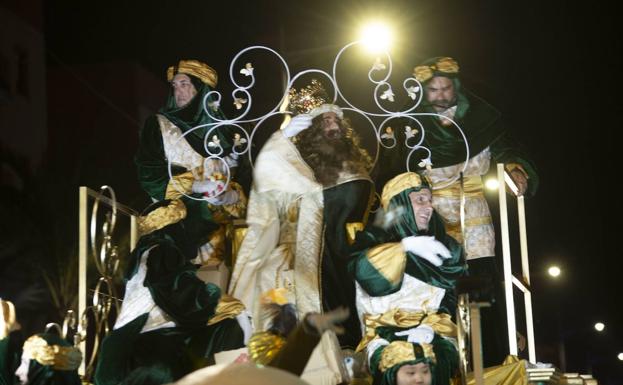 Las sillas de la cabalgata de Cartagena pueden ocuparse a partir de las 17 horas