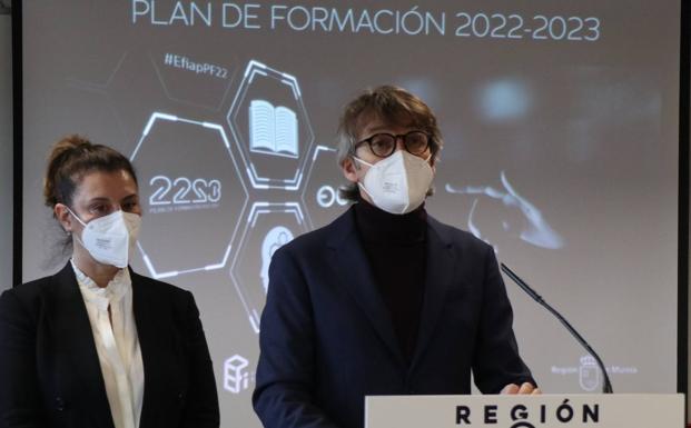 La Comunidad pone en marcha el Plan Bienal de Formación del personal público con una oferta de 3.705 plazas