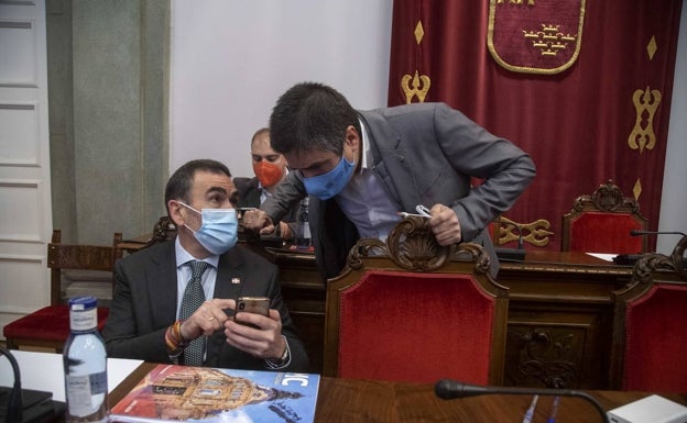 El Pleno de Cartagena pide a la Comunidad que acabe el vial de evacuación de Alumbres ante emergencias