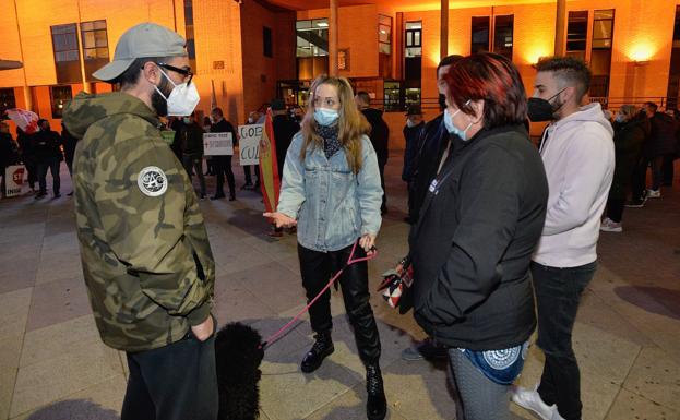 Prisión incondicional para el acusado de acuchillar con un machete a otro hombre en la reyerta de Molina