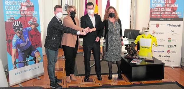 Una prueba que sube al Collado Bermejo y acaba al nivel del mar