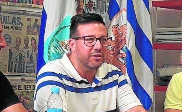 Gaspar Campillo se hace a un lado en un Águilas que busca entrenador