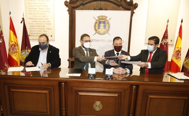 Lorca reducirá a dos meses el plazo de concesión de licencias urbanísticas