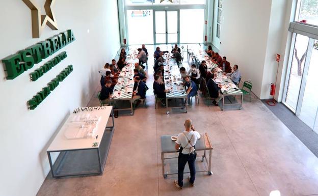 Estrella de Levante amplía sus horarios para visitas y catas a sábados por la tarde y domingos