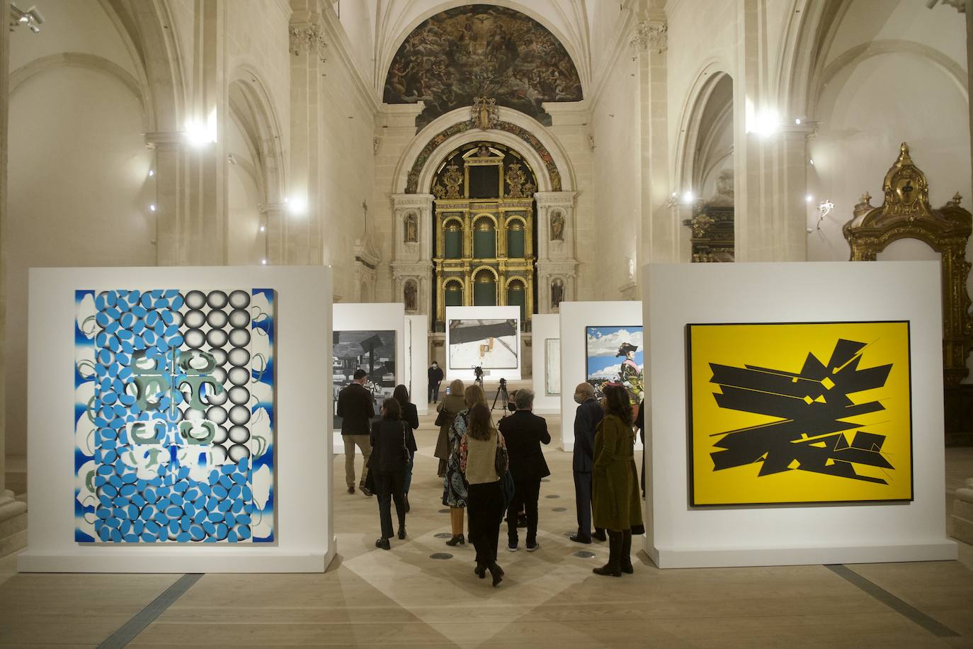 La exposición 'Atlas, coordenadas e identidades' reúne en San Esteban obras maestras de la pintura del siglo XX