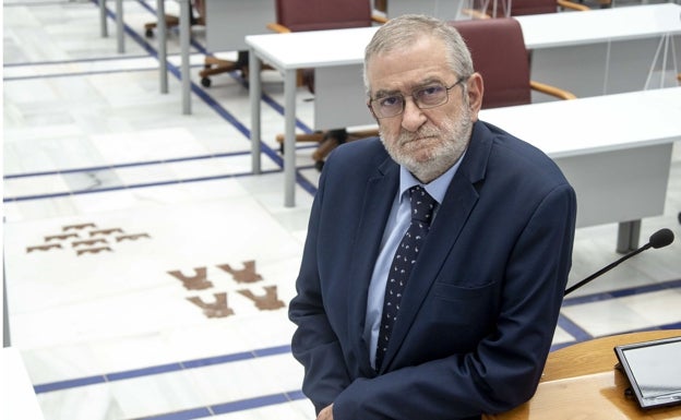 Un juez admite a trámite la demanda de Alberto Castillo contra Cs por su expulsión del partido