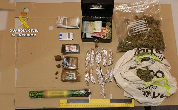 Desmantelan un punto de venta de drogas en Alguazas y detienen a la presunta responsable