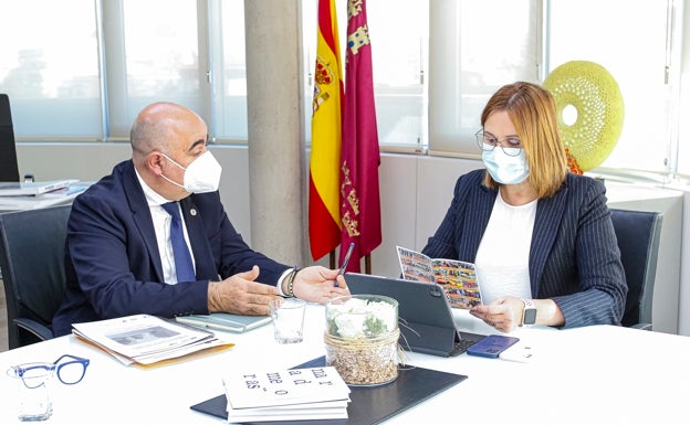 La Fundación Iniciativas El Gigante de Lorca quiere desarrollar acciones para colectivos vulnerables en la iglesia de San Pedro