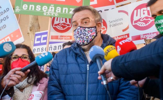 «Los docentes nos sentimos desarmados y sin herramientas para manejar esto»