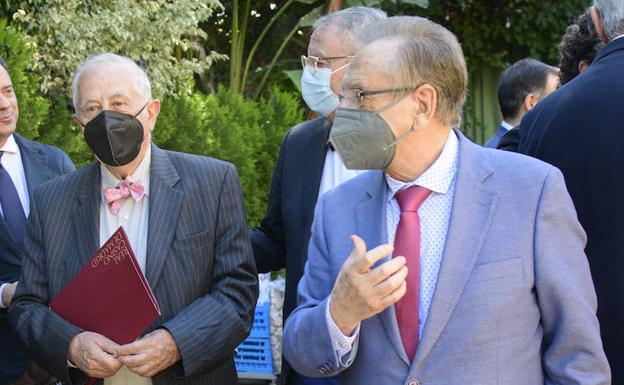 Inocencio Arias: «Lo del PP es una locura»