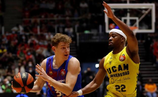 Así hemos contado la derrota universitaria ante el FC Barcelona