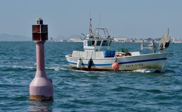 Los pescadores de San Pedro pierden hasta un 80% de las capturas en el Mar Menor