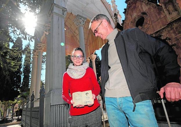 Una investigación sigue la huella de los emigrantes murcianos