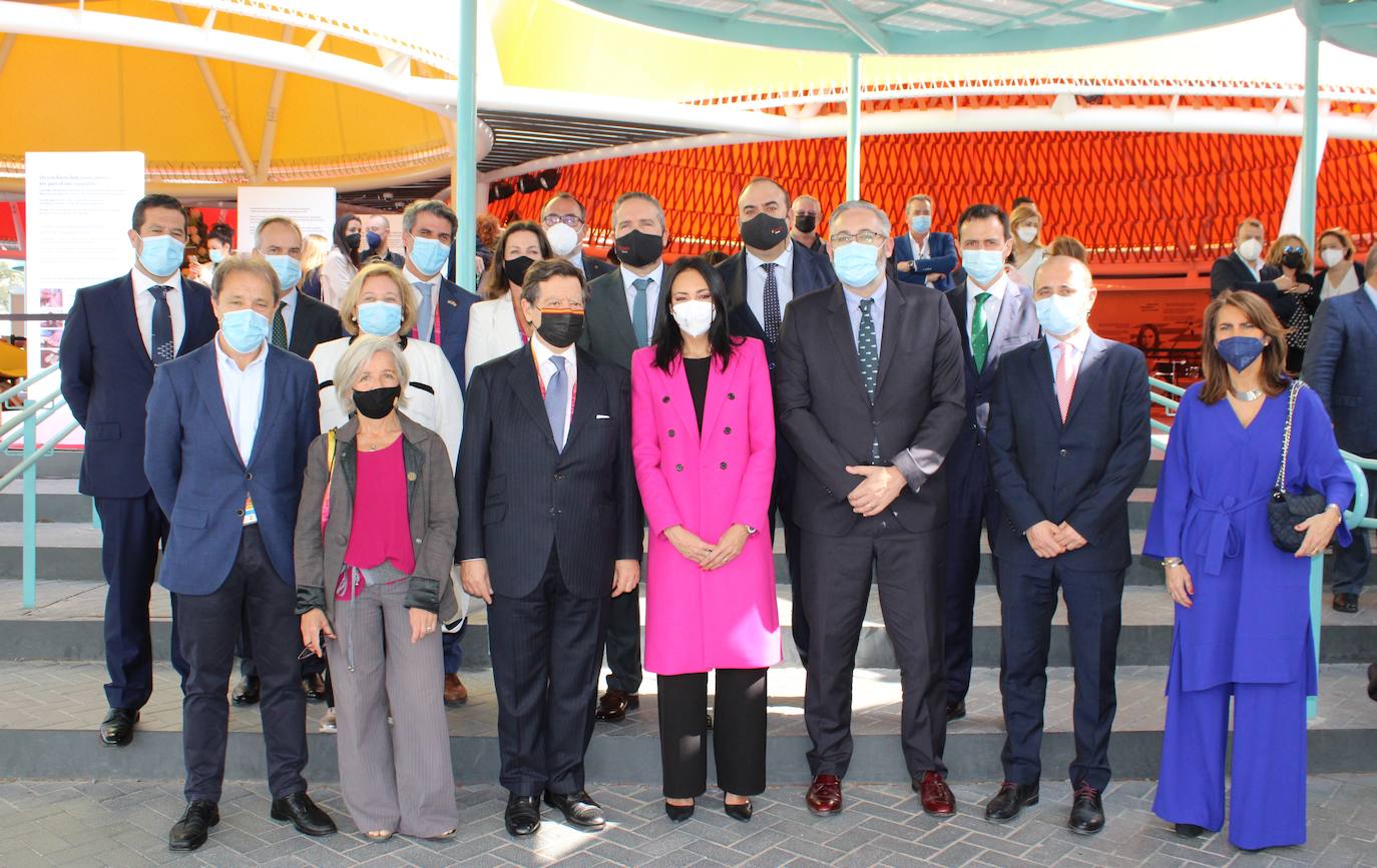 Más de 300 empresas de la Región de Murcia mantienen relaciones comerciales con Emiratos Árabes Unidos