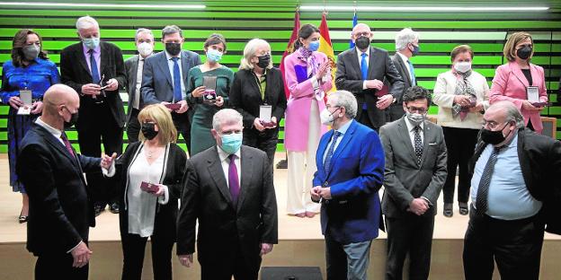 Homenaje al presidente de la Audiencia y al juez decano