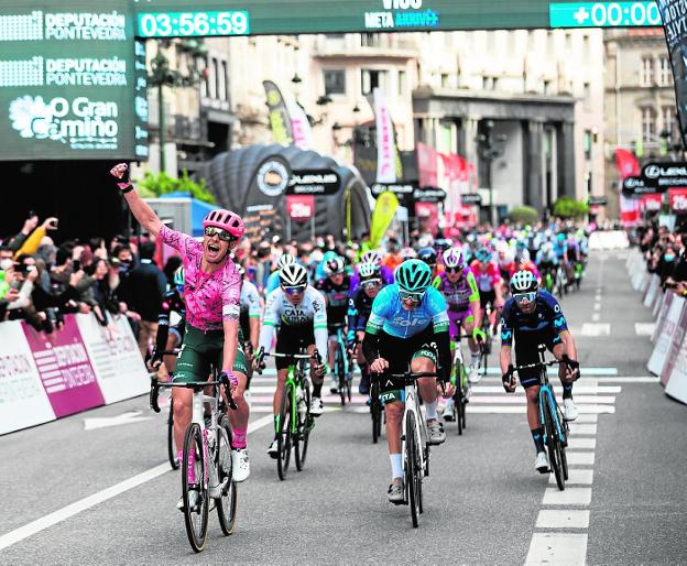 Cort Nielsen estrena el liderato en O Gran Camiño, con Valverde tercero