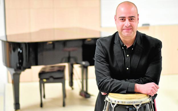 «Las personas que tocan instrumentos musicales tienen mejor rendimiento académico que las que no»
