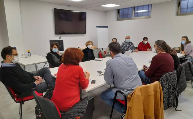 Organizaciones de la Región de Murcia se movilizan para coordinar acciones ante la situación en Ucrania