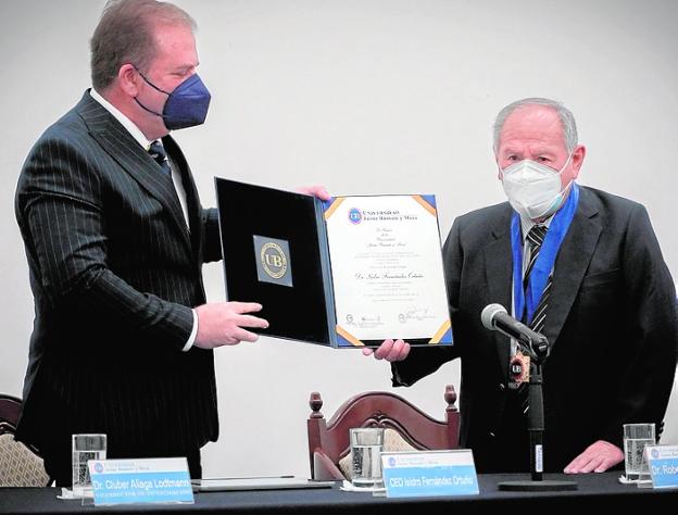 Un ingeniero de Jumilla, doctor 'honoris causa' en Lima