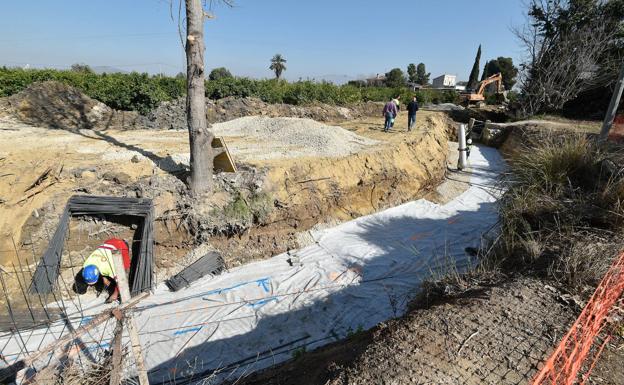 El conflicto por el entubamiento de acequias en Murcia explota en la de Benetúcer