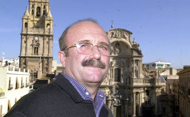 Muere el 'superconcejal' del PP Antonio Sánchez Carrillo