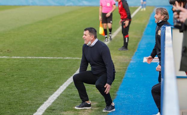 Stankovic se queda sin delanteros para visitar el Luis Suñer de Alzira