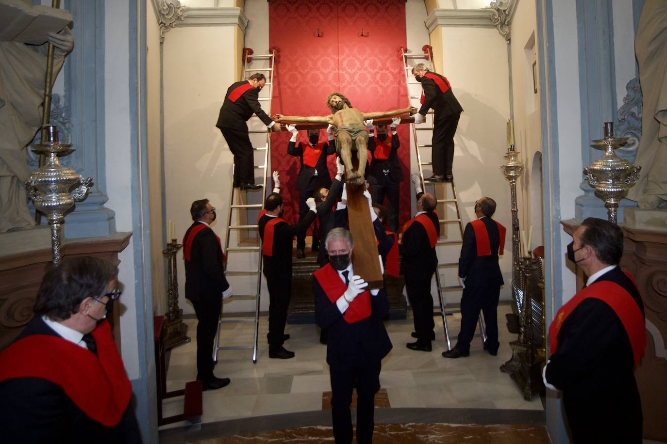 Vía crucis de la Salud alrededor de la Catedral de Murcia