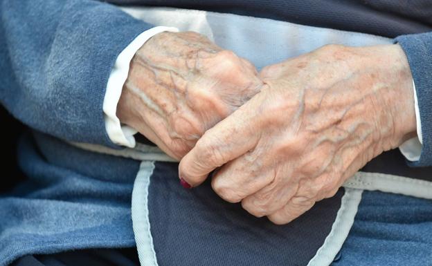 Las residencias de mayores acusan a Política Social de «no poner solución» a sus problemas