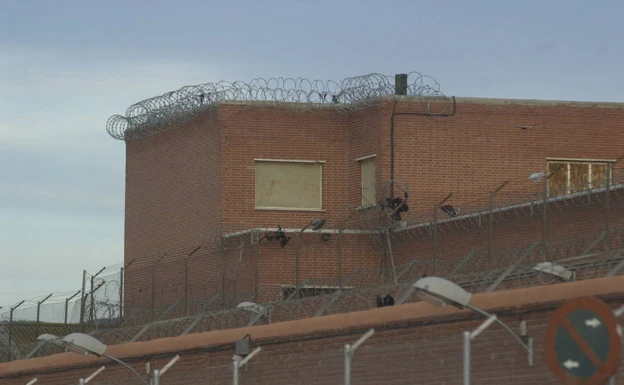 Funcionarios de la prisión de Sangonera La Verde frustran un intento de motín