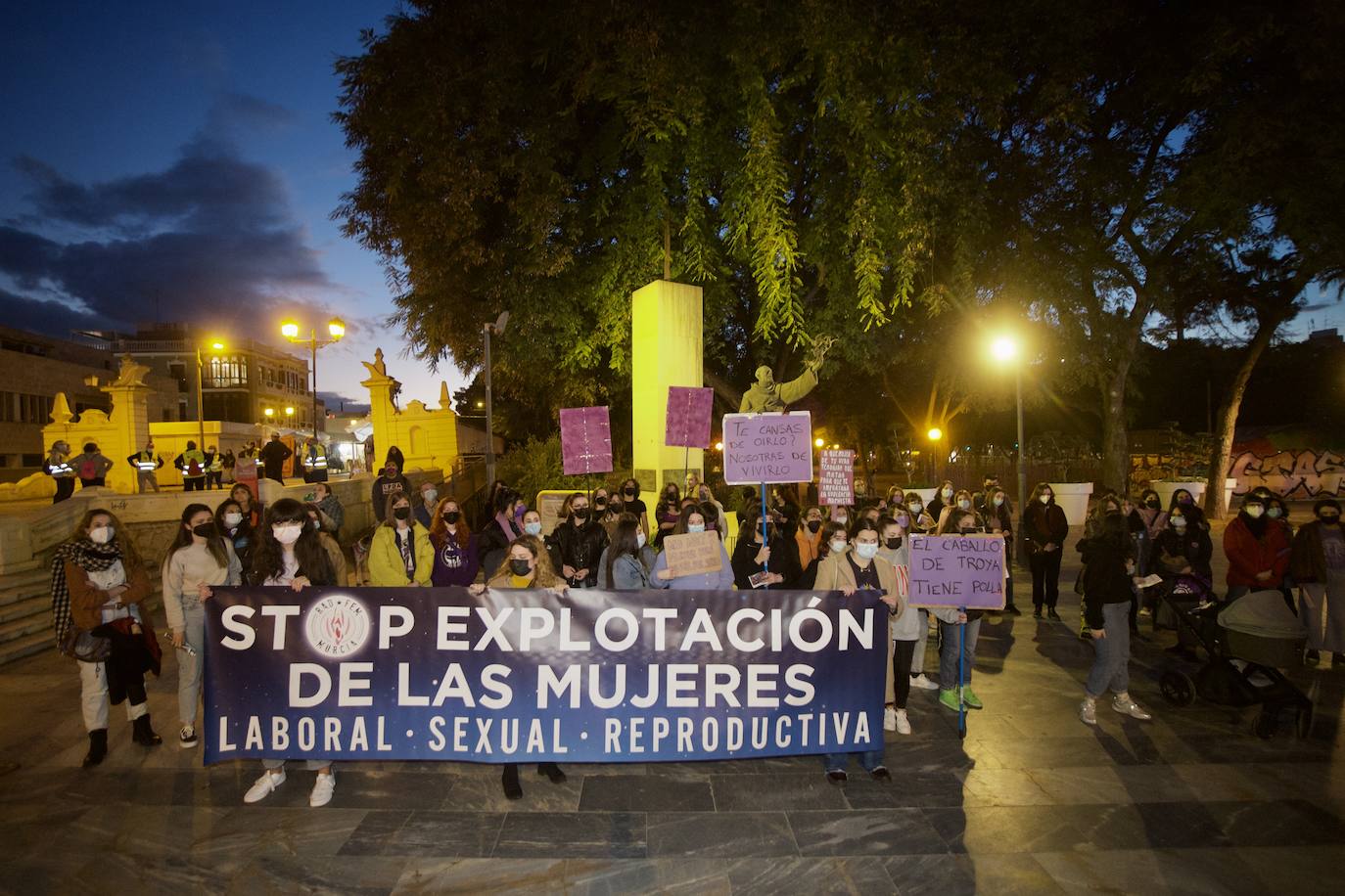 Concentración en El Malecón por el Día de la Mujer