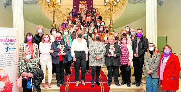 Premios para la asociación Alba y Mujeres Cofrades