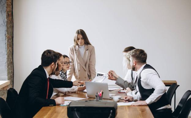 La ayuda del SEPE para jóvenes emprendedores: requisitos, cuantía y cómo solicitarla