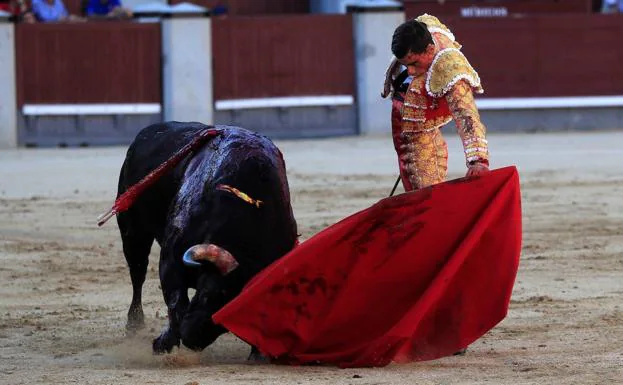 Paco Ureña during a bullfight in Las Ventas, on June 15, 2019.
