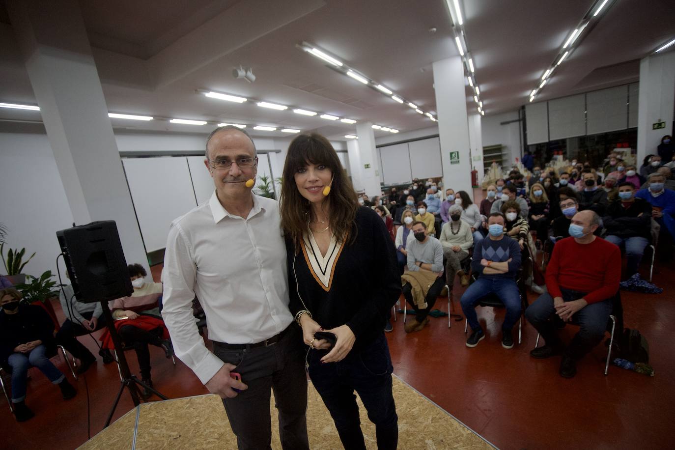 Encuentro con Maribel Verdú en la Biblioteca Regional