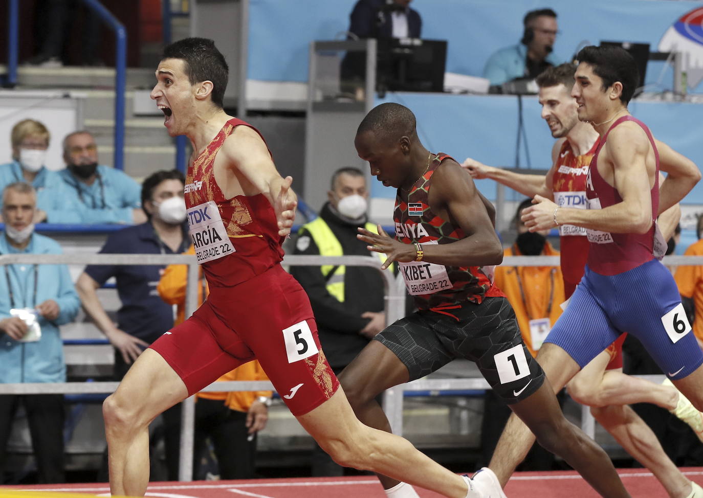 El oro de Mariano García en el Mundial de Belgrado de 800 m en pista cubierta