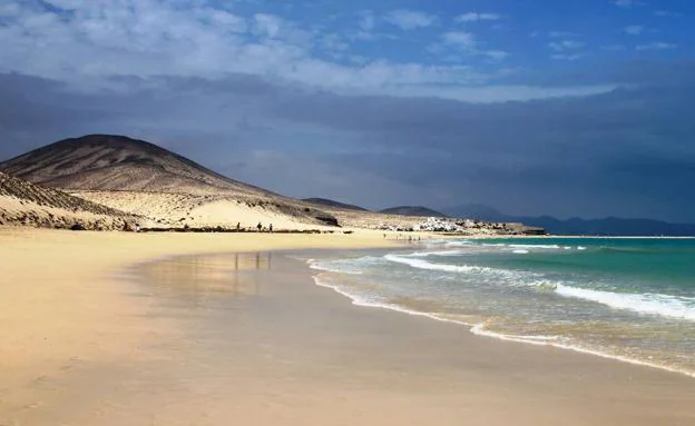 Sotavento beach, Fuerteventura. 