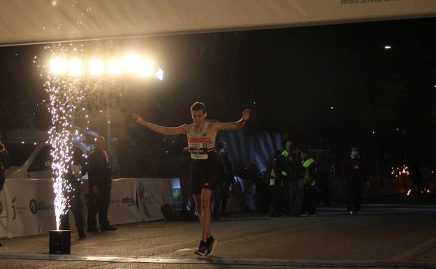 Katir queda cuarto y Mariano García duodécimo en la Noche de San Antón