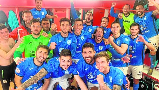 El Mar Menor gana en Granada y se ilusiona con el 'playoff'