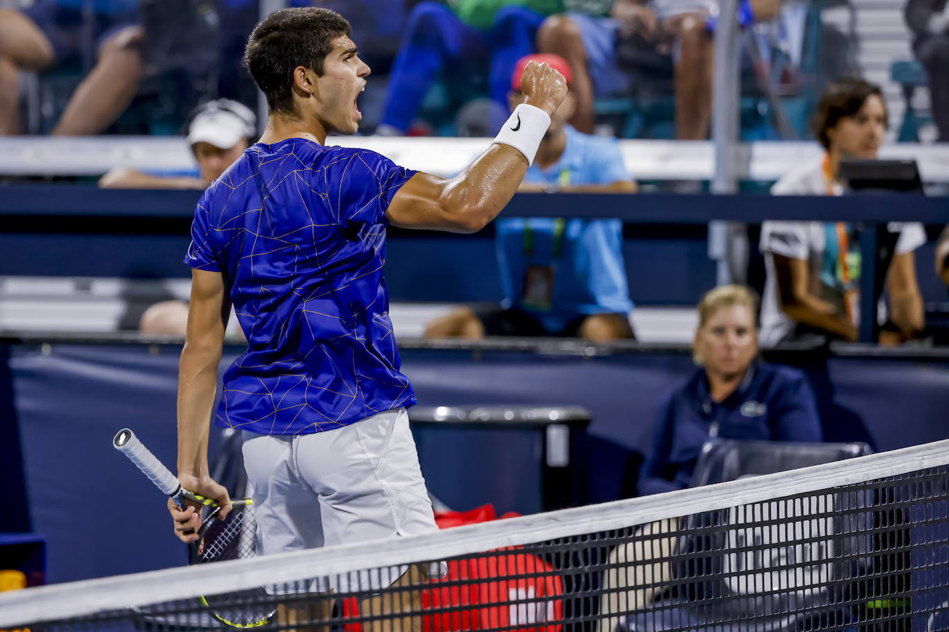 Carlos Alcaraz vuelve a ganar a Tsitsipas